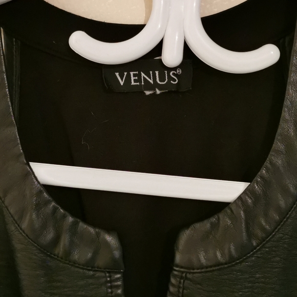 Zippered top - Picture 5 of 5